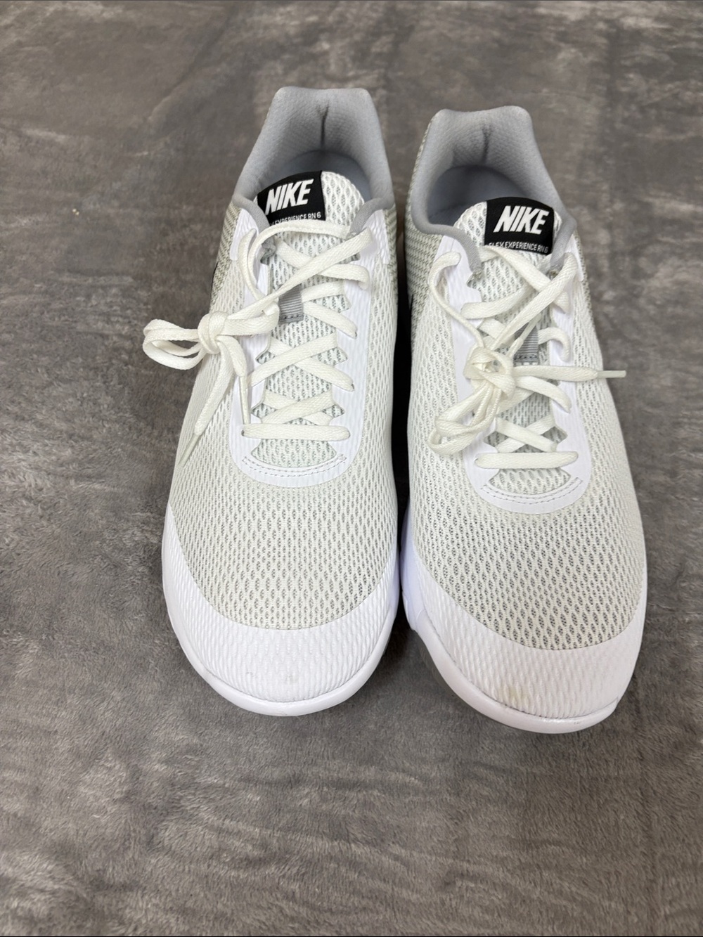 Nike Men’s White Mesh Athletic Sneakers